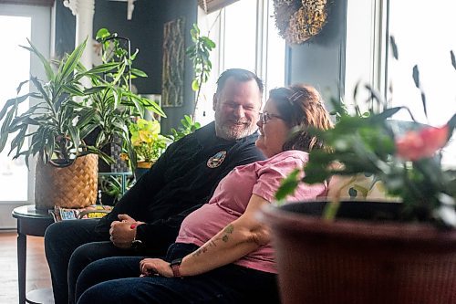 MIKAELA MACKENZIE / WINNIPEG FREE PRESS
	
Curtis McCrae and his wife, Nancy McCrae (who has early onset dementia), at her assisted living facility in Winnipeg on Wednesday, Jan. 24, 2024. For Joel Schlesinger story.
Winnipeg Free Press 2024