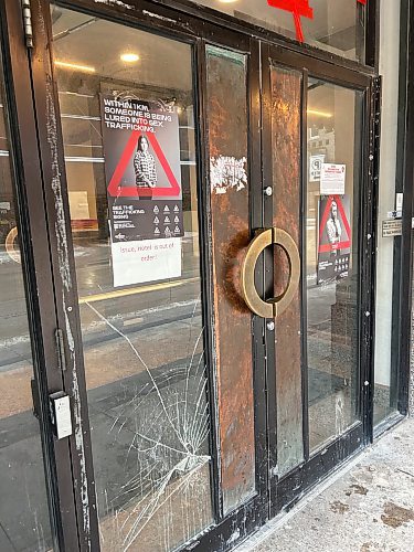 The Marlborough Hotel remained closed to the public Thursday amid ongoing controversy surrounding a video of an Indigenous woman being restrained by staff. (Tyler Searle / Winnipeg Free Press)

