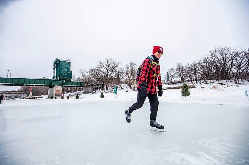 MIKAELA MACKENZIE / WINNIPEG FREE PRESS
	
James Torrance, who has been waiting for opening day (and checking daily), skates on the Nestaweya River Trail at The Forks on Thursday, Jan. 25, 2024. For Malak (?) story or standup.
Winnipeg Free Press 2024