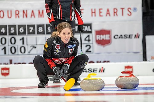BROOK JONES / WINNIPEG FREE PRESS
Skip Kaitlyn Lawes of Team Lawes from the Fort Rouge Curling Club competes in the 2024 Manitoba Women's Curling Championships - Scotties Tournament of Hearts presented by Rocky Mountain Equipment at the Access Event Centre in Morden, Man., Friday, Jan. 26, 2024. Members of Team Lawes include third Selena Njejovan, second Jocelyn Peterman and lead Kristin MacCuish. Pictured: Lawes calling the line during her team's match against Team Peterson from the Assiniboine Memorial Curling Club Friday, Jan. 26, 2024. Team Lawes earned an 8-6 victory over Team Peterson. 