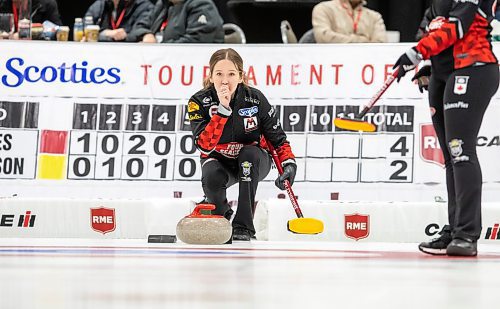 BROOK JONES / WINNIPEG FREE PRESS
Skip Kaitlyn Lawes of Team Lawes from the Fort Rouge Curling Club competes in the 2024 Manitoba Women's Curling Championships - Scotties Tournament of Hearts presented by Rocky Mountain Equipment at the Access Event Centre in Morden, Man., Friday, Jan. 26, 2024. Members of Team Lawes also include third Selena Njejovan, second Jocelyn Peterman and lead Kristin MacCuish. Pictured: Lawes prepares to deliver a rock during her team's match against Team Peterson from the Assiniboine Memorial Curling Club Friday, Jan. 26, 2024. Team Lawes earned an 8-6 victory over Team Peterson.