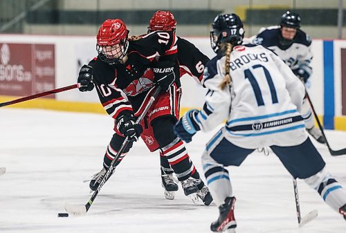 JOHN WOODS / WINNIPEG FREE PRESS
Thompson-Okanagan Lakers’ Melani Brooks (17) plays against Winnipeg Avros’ Sydney Haggart (10) in the final of the Female World Sport Challenge in Winnipeg Sunday, January  28, 2024. 

Reporter: josh