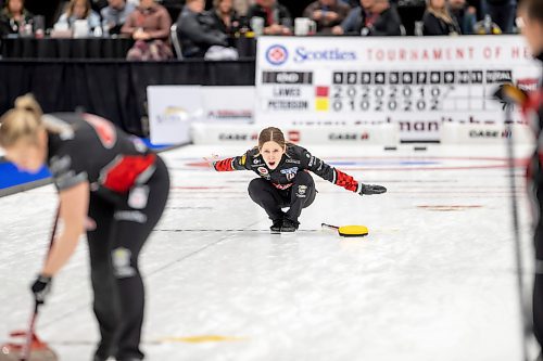 BROOK JONES / WINNIPEG FREE PRESS
Skip Kaitlyn Lawes of Team Lawes from the Fort Rouge Curling Club reacts and gives instructions to hear teammates after throwing a rock while competing in the final of 2024 Manitoba Women's Curling Championships - Scotties Tournament of Hearts presented by Rocky Mountain Equipment at the Access Event Centre in Morden, Man., Sunday, Jan. 28, 2024. Members of Team Lawes also include third Selena Njejovan, second Jocelyn Peterman and lead Kristin MacCuish. Team Lawes earned a 9-8 victory over Team Peterson from the Assiniboine Memorial Curling Club.