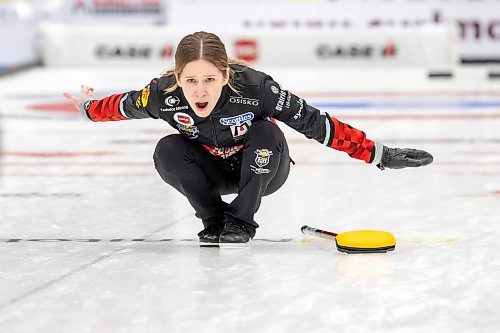 BROOK JONES / WINNIPEG FREE PRESS
Skip Kaitlyn Lawes of Team Lawes from the Fort Rouge Curling Club reacts and gives instructions to hear teammates after throwing a rock while competing in the final of 2024 Manitoba Women's Curling Championships - Scotties Tournament of Hearts presented by Rocky Mountain Equipment at the Access Event Centre in Morden, Man., Sunday, Jan. 28, 2024. Members of Team Lawes also include third Selena Njejovan, second Jocelyn Peterman and lead Kristin MacCuish. Team Lawes earned a 9-8 victory over Team Peterson from the Assiniboine Memorial Curling Club.