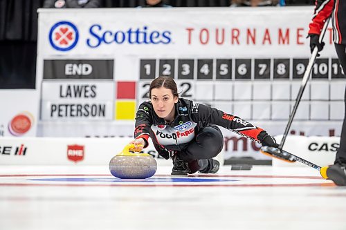 BROOK JONES / WINNIPEG FREE PRESS
Skip Beth Peterson of Team Peterson from the Assiniboine Memorial Curling Club delivers a rock in the final of 2024 Manitoba Women's Curling Championships - Scotties Tournament of Hearts presented by Rocky Mountain Equipment at the Access Event Centre in Morden, Man., Sunday, Jan. 28, 2024. Members of Team Peterson also include third Kelsey Rocque, second Katherine Doerksen, lead Melissa Gordon Kurz and alternate Jenna Loder. Team Peterson was defeated 9-8 by Team Kaitlyn Lawes from the Fort Rouge Curling Club.