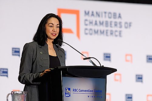 MIKE DEAL / WINNIPEG FREE PRESS
Jay Grewal, President &amp; CEO of Manitoba Hydro, speaks during the first Manitoba Chamber of Commerce MBiz Breakfast of the season at the RBC Convention Centre Tuesday morning.
240130 - Tuesday, January 30, 2024.