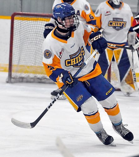 Born in Brandon, Quinn Schutte is playing his U18 season with the AAA Yellowhead Chiefs after being in the final cut with the Brandon Wheat Kings. Now he's having fun playing with players from communities around Shoal Lake. (Jules Xavier/The Brandon Sun)