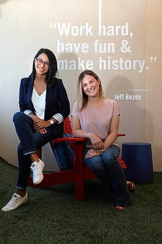 RUTH BONNEVILLE /  WINNIPEG FREE PRESS 




Carly Shuler (right) and Maya Kotecha, are co-founders of Hoot Reading, an on-line reading / tutoring business.  
