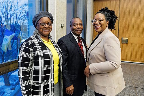 MIKE DEAL / WINNIPEG FREE PRESS
(From left) Winnie Francis, Azariah Francis, and Christine Forbes along with many other members of the Black community gather at City Hall early Thursday morning for the Mayor&#x2019;s reception honouring Black History Month.
240201 - Thursday, February 01, 2024.