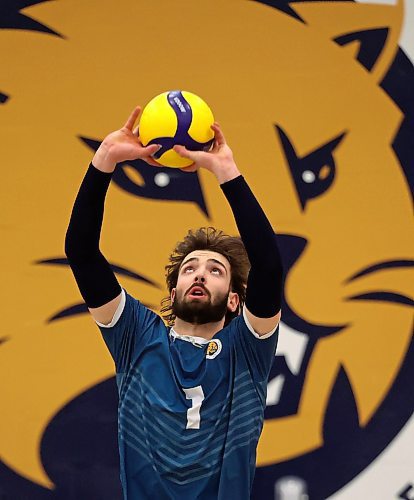 02022024
J.J. Love #1 Brandon University Bobcats sets the ball during university men&#x2019;s volleyball action against the Mount Royal University Cougars at the BU Healthy Living Centre on Friday evening.
(Tim Smith/The Brandon Sun)