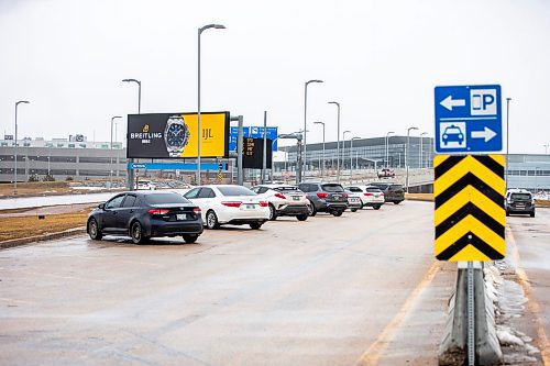 MIKAELA MACKENZIE / WINNIPEG FREE PRESS

The new designated cell phone parking lot at Winnipeg Richardson International Airport on Monday, Feb. 5, 2024. For Gabby story.
Winnipeg Free Press 2024.