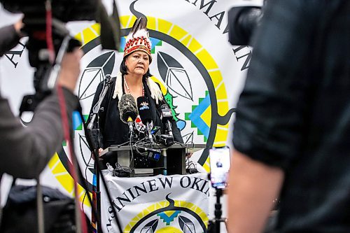 MIKAELA MACKENZIE / WINNIPEG FREE PRESS

Grand chief Cathy Merrick speaks at a press conference declaring a state of emergency due to the winter roads (and lack of supplies that are usually trucked in over the season this way) at Anisininew Okimawin/ITLC Inc. on Tuesday, Feb. 6, 2024. For Nicole story.
Winnipeg Free Press 2024.