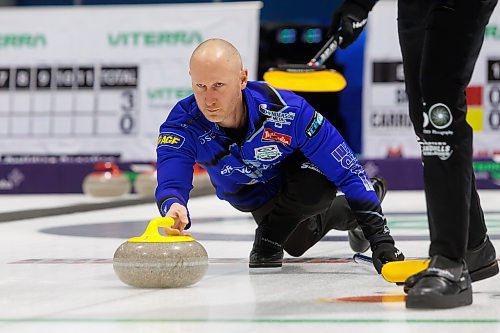 MIKE DEAL / WINNIPEG FREE PRESS
Skip Brad Jacobs with Team Carruthers during the Men&#x2019;s curling provincials in Stonewall, MB, Friday morning.
See Taylor Allen story
240209 - Friday, February 09, 2024.