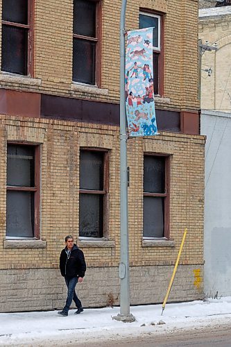 MIKE DEAL / WINNIPEG FREE PRESS
New banners have been put up in the Chinatown area in downtown Winnipeg.
Illustrator Natalie Mark has created neighbourhood banners for Chinatown in a public art project which is a collaborative initiative between the Winnipeg Arts Council and the Downtown Winnipeg BIZ.
240209 - Friday, February 09, 2024.