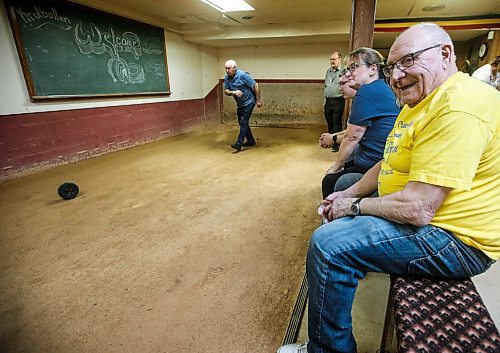 JOHN WOODS / WINNIPEG FREE PRESS
George DeSerranno checks out the action during the Tuesday Night Bowlers league at the Belgian Bowling alley in the basement of the Belgian Club Tuesday, January 30, 2024. 

Reporter: dave