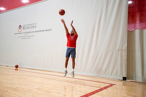 BROOK JOJNES / WINNIPEG FREE PRESS
University of Winnipeg Wesmen men's basketball team guard Malachi Alexander, who graduated from &#xc9;cole Sisler High School, is pictured shooting a basketball during practice at the Dr. David F. Anderson Gymnasium inside the Duckworth Centre at the University of Winnipeg in Winnipeg, Man., Tuesday, Feb. 13, 2024.