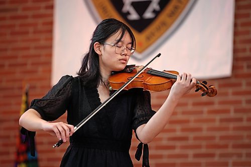15022024
Carrie Wang performs Sonata No. 1 in G Minor by J.S. Bach in the Violin Solo, Baroque Composers, Grade 10 (A) category in the Strings portion of the Brandon Festival of the Arts at Knox United Church on Thursday. (Tim Smith/The Brandon Sun)