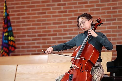 15022024
Ariadna Ortega Torres performs Cello Suite No. 3, Op. 8 (mvts V &amp; VI) by B. Britten by in the Cello Solo, 20th/21st Century Composers, Honours (S) category in the Strings portion of the Brandon Festival of the Arts at Knox United Church on Thursday. (Tim Smith/The Brandon Sun)