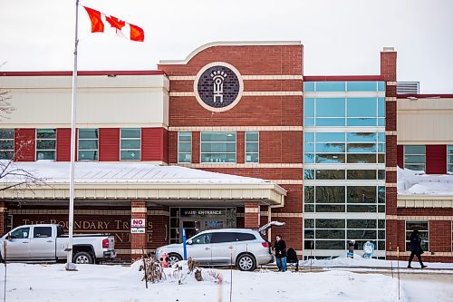 MIKAELA MACKENZIE / WINNIPEG FREE PRESS

The Boundary Trails Health Centre on Wednesday, Jan. 12, 2022. For Malak story.
Winnipeg Free Press 2022.