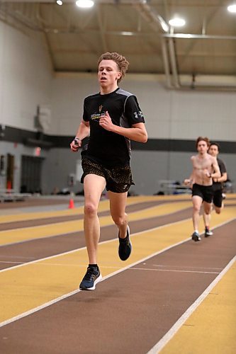 BROOK JONES / WINNIPEG FREE PRESS
University of Manitoba Bisons men's track &amp; field team middle distance runner Keenan Allen trains at the James Daly Fieldhouse at the University of Manitoba Fort Garry campus in Winnipeg, Man., Tuesday, Feb. 27, 2024. The Bisons men's team captured the Canada West Track &amp; Field Championships for the third year in a row. Keenan Allen and his older brother Tristan Allen will be competing at the upcoming U Sports Track &amp; Field Championships in Winnipeg March 7 to 9, 2024.