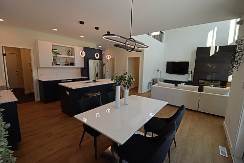 Todd Lewys / Winnipeg Free Press
There are more than 130 new homes on display in the Spring Parade of Homes. 