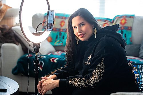 MIKAELA MACKENZIE / FREE PRESS

Michelle Chubb, aka Instagram/Tik Tok influencer Indigenous Baddie, in her home on Thursday, March 7, 2024. Chubb, who is in her mid-20s, posts on about her life as a mother and her work as an activist educating people on Indigenous values and culture. 


For AV story.