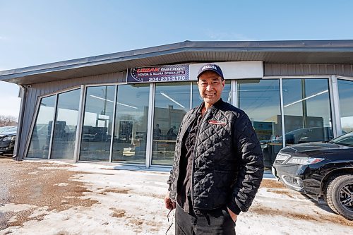 MIKE DEAL / FREE PRESS
Robie Wong, owner of Urban Garage in St. Boniface (484 St Mary's Rd.), has had to repair more tires than usual recently because of the number of dangerous potholes that have cropped up this season.
See Chris Kitching story
240311 - Monday, March 11, 2024.