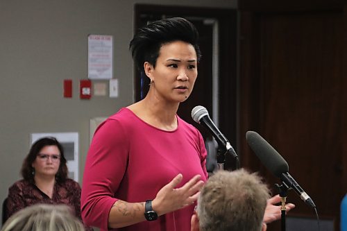 NICOLE BUFFIE / FREE PRESS Coun. Vivian Santos (Point Douglas) fielded questions from community members about the proposed closure of the Eldon Ross pool in the Brooklands neighbourhood Monday evening.