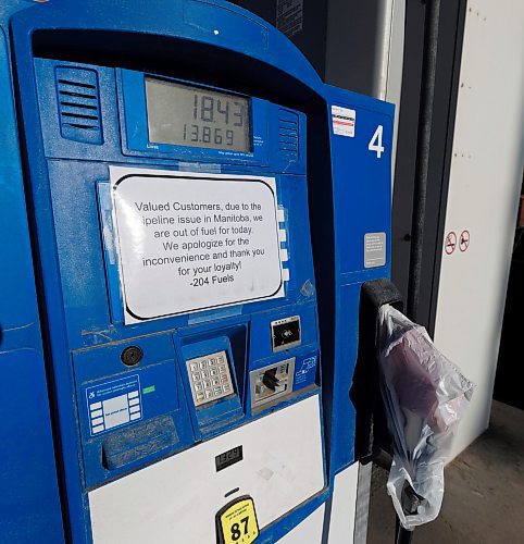 MIKE DEAL / WINNIPEG FREE PRESS
The 204 Fuels gas station at 465 Pembina is closed due to lack of gasoline.
240321 - Thursday, March 21, 2024.