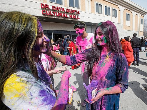 JOHN WOODS / FREE PRESS
Ayushi, from left, Naman and Sophia take part in Holi celebrations at the Hindu Society of Manitoba Temple on St Anne&#x2019;s in Winnipeg Sunday, March 24, 2024. 

Reporter: Ramona