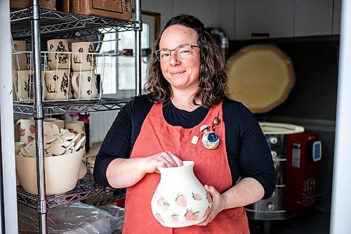 MIKAELA MACKENZIE / FREE PRESS

Megan Morin, a potter who makes forest-inspired creations, holds a bisque-fired piece in her studio near Richer on Monday, March 25, 2024. 

For AV story.