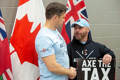 BROOK JONES / FREE PRESS
Conservative Party of Canada Leader Pierre Poilievre (left) shakes the hand of supporter Trent Gander, who is from Anola, Man., during his 'Spike the Hike - Axe the Tax' rally at the RBC Convention Centre in Winnipeg, Man., Thursday, March 28, 2024.