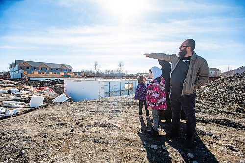 MIKAELA MACKENZIE / FREE PRESS

Zainab (five, left), Halima (nine), Eljifa, and Aslan Sejdi point out where their suite will be in the under-construction Habitat for Humanity housing development that they will be moving into in Transcona on Friday, April 5, 2024. Six in 10 Winnipeggers are in favour of the city&#x573; decision late last year to loosen zoning laws that would allow four housing units be built on a what was typically a single residential lot.

For Kevin story.