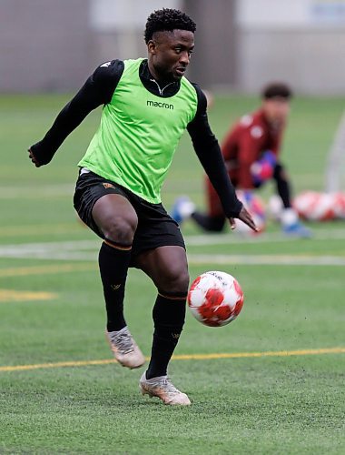 MIKE DEAL / FREE PRESS
Valour FC midfielder Raphael Ohin during training at the Winnipeg Soccer South Complex Monday morning.
240408 - Monday, April 08, 2024.