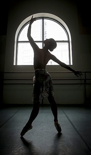 JOHN WOODS / FREE PRESS
Royal Winnipeg Ballet (RWB) soloist Yayoi Ban is photographed in a RWB studio in Winnipeg  Monday, April 8, 2024. After 19 years Ban is retiring from the RWB af the end of this season.

Reporter: Jen