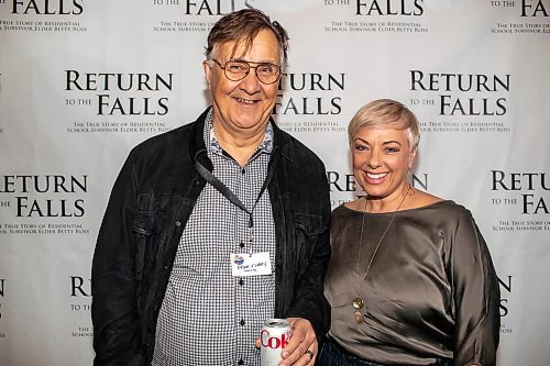 BROOK JONES / FREE PRESS
Brian O'Leary (left), who is Manitoba's deptuy minister of education, and his wife Lorelei Bunkowsky, who is the assistant superintendent of inclusive student services with the Winnipeg School Division, at the red carpet gala during the screening of Return to the Falls, which is a docudrama following the life story of residential school survivor Elder Betty Ross, at the Park Theatre in Winnipeg, Man., Wednesday, April 10, 2024. The red carpet gala was hosted by Cross Lake First Nation and Black Badge Studios.