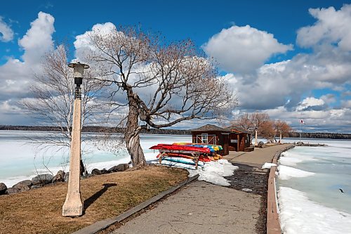 11042024
Ice still covers Clear Lake at the Wasagaming pier in Riding Mountain National Park on a mild Thursday. 
(Tim Smith/The Brandon Sun)