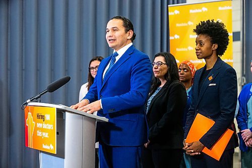 MIKAELA MACKENZIE / FREE PRESS
	
	
Premier Wab Kinew speaks at a press conference announcing a plan to hire 100 more doctors this year on Thursday, April 11, 2024.

For Katie story.