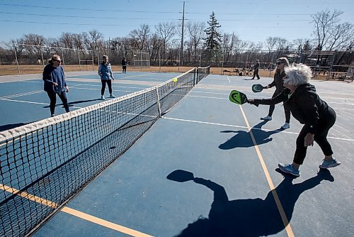 JOHN WOODS / FREE PRESS
From left, Libby Broder, Judy Doctoroff, Sandy Rosenberg  and Sharon Berkowitz take advantage of the spring weather by playing some pickle ball at the public courts on Wellington Crescent Sunday, April 14, 2024. 

Reporter: standup