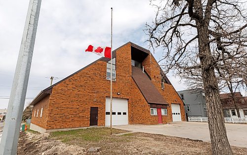 MIKE DEAL / FREE PRESS
Winnipeg Fire Paramedic Service Station 3 at 337 Des Meurons Street.
240415 - Monday, April 15, 2024.