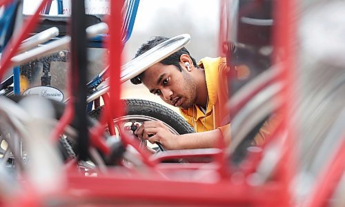 Ruth Bonneville / Free Press

Standup photo 

Ibrahim Akhter preps for opening as he pumps up a couple bike tires with air at the start of his shift at Bee 2 Gether Tanden Bike Rentals at Assiniboine Park Monday. 

 Bee 2 Gether rents an assortment of bikes next to the foot bridge and is open  weekdays,  3:00pm. to 8:00pm. And weekends 11:00am. to 8:00pm. 


April 15th,  2024
