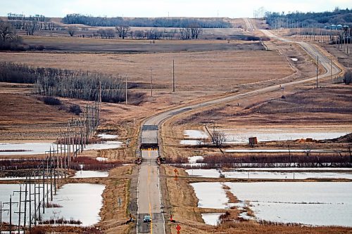 17042024
Flood waters from the swollen Assiniboine River cover low-lying farmland bordering Highway 250 north of Alexander on Wednesday.
(Tim Smith/The Brandon Sun)