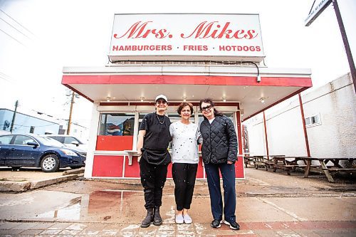 MIKAELA MACKENZIE / FREE PRESS

Mrs. Mikes operators Christina (left), Cathy, and Yvonne Mikos in front of the newly re-opened burger joint in St. Boniface on Thursday, April 18, 2024. 

For Gabby story.