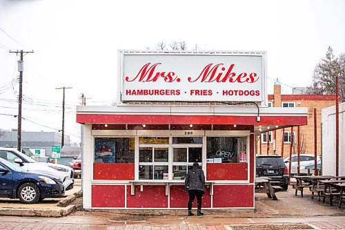 MIKAELA MACKENZIE / FREE PRESS

The newly re-opened Mrs. Mikes in St. Boniface on Thursday, April 18, 2024. 

For Gabby story.