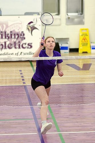 Vincent Massey’s Erica Stutsky won the city varsity girls’ badminton title at Massey on Monday. (Thomas Friesen/The Brandon Sun)