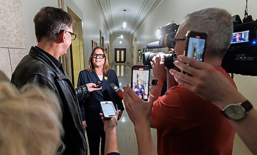 MIKE DEAL / FREE PRESS
Former premier Heather Stefanson announced in the legislature Thursday that she is resigning her Tuxedo seat.
240425 - Thursday, April 25, 2024.