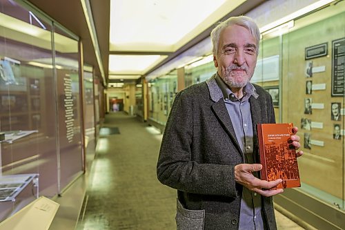 RUTH BONNEVILLE / WINNIPEG FREE PRESS

FAITH - jewish book

Portrait of  Stan Carbone with newly published book,Jewish Life &amp; Times, Volume X, at the  Asper Jewish Community Campus Thursday. 

The book, published by the Jewish Heritage Centre of Western Canada, features those essays and 18 others on a wide array of subjects with a focus on Jewish Life in Western Canada  The goal of the book is to “provide a perspective about the Jewish community and its contributions to life in western Canada.

Longhurst story:

Feb 8th,  2024