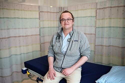 University of Manitoba medical school graduate Stefon Irvine, photographed at the Brandon Regional Health Centre, will be starting a northern and remote family medicine residency this summer. Irvine did much of his training in Thompson, Brandon and several First Nations, including Norway House Cree Nation. (Tim Smith/The Brandon Sun)