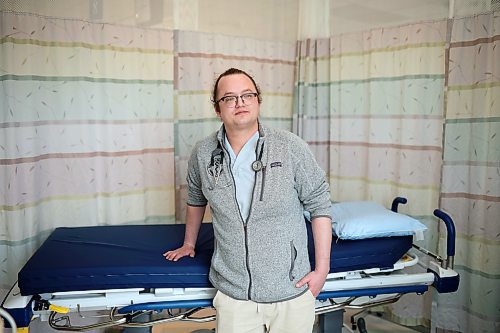 01052024
Soon-to-be medical school graduate Stefon Irvine, photographed at the Brandon Regional Health Centre, will be starting a northern and remote family medicine residency this summer.
(Tim Smith/The Brandon Sun)
***please double check details, I was given very little info from Wpg.***