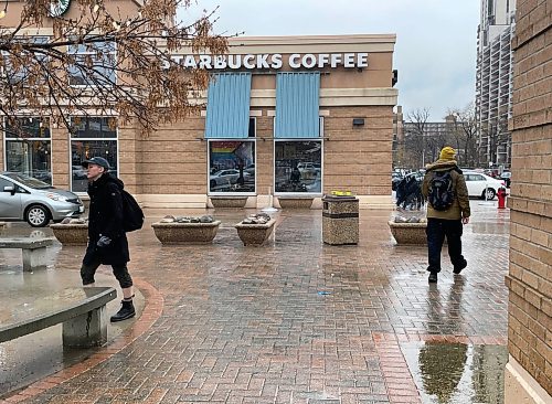 Ruth Bonneville / Free Press

Mug of Starbuck's in Osborne Village.

Story is that there's rumour's it's closing.

May 2nd,  2024
